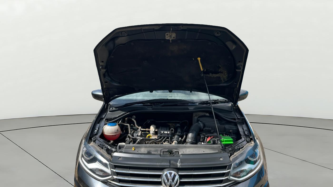 2016 Volkswagen Vento HIGHLINE PETROL AT, Petrol, Automatic, 25,550 km, Open Bonet