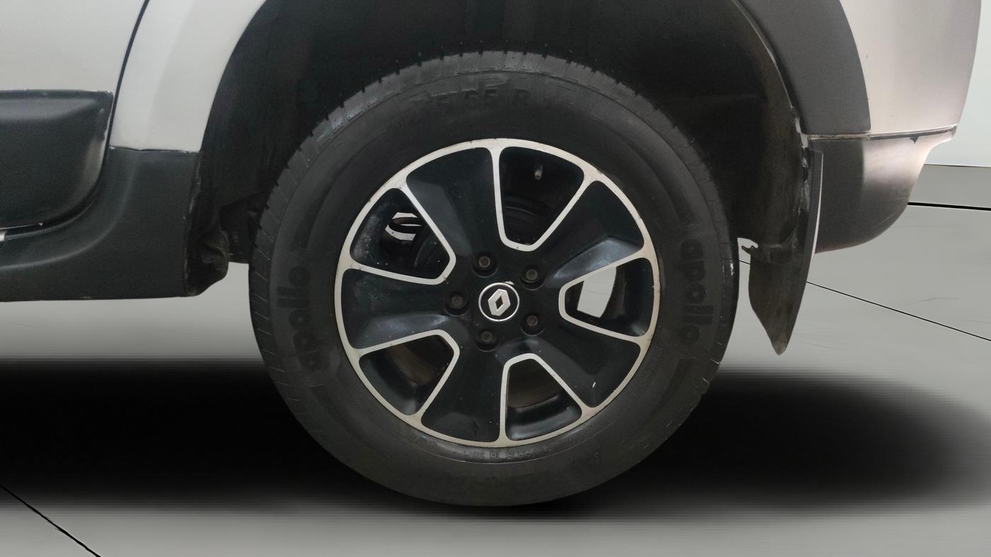 2019 Renault Duster RXS CVT, CNG, Automatic, 54,049 km, Left Rear Wheel