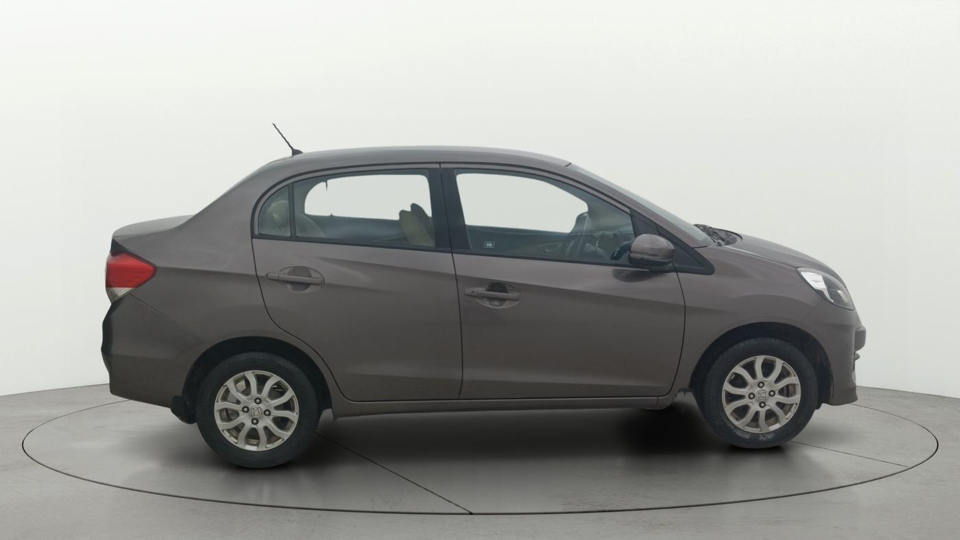 2015 Honda Amaze 1.2L I-VTEC VX, Petrol, Manual, 1,23,697 km, Right Side View