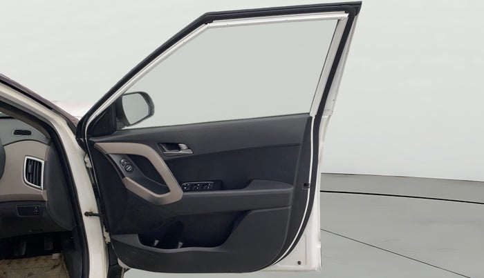 2018 Hyundai Creta SX 1.6 DIESEL, Diesel, Manual, 1,41,898 km, RHS Front Door