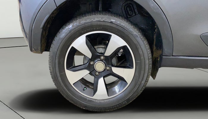 2018 Tata NEXON XZ PLUS PETROL, Petrol, Manual, 1,37,419 km, Right Rear Wheel