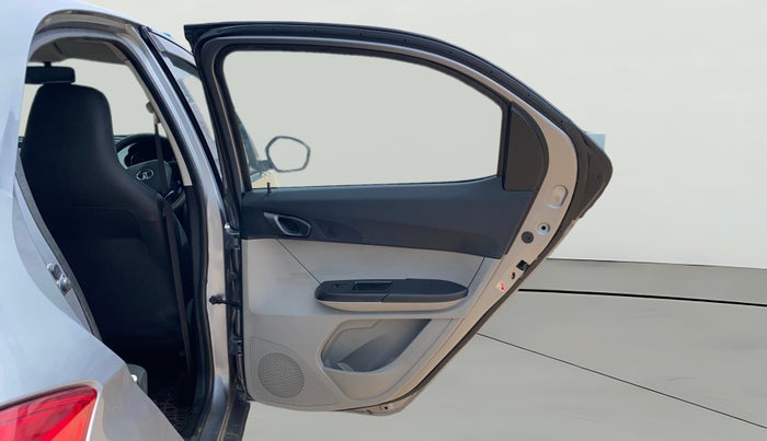 2019 Tata Tiago XT PETROL, Petrol, Manual, 50,828 km, RHS Rear Door