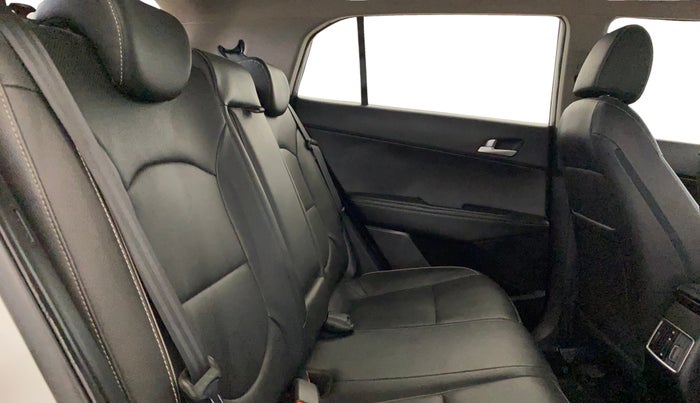 2018 Hyundai Creta SX (O) 1.6 PETROL, Petrol, Manual, 39,859 km, Right Side Rear Door Cabin