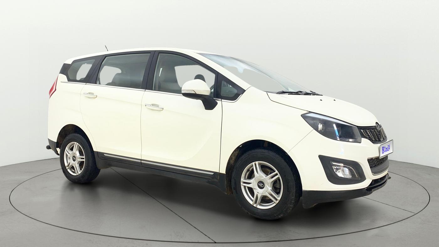 2020 Mahindra MARAZZO M6 8 STR, Diesel, Manual, 73,902 km, Right Front Diagonal