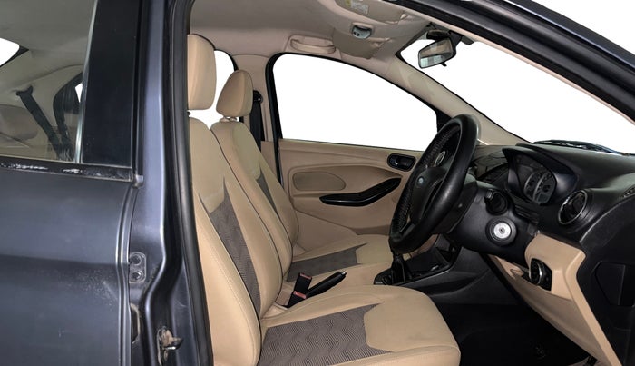 2017 Ford Figo Aspire TITANIUM 1.2 PETROL, Petrol, Manual, 58,060 km, Right Side Front Door Cabin