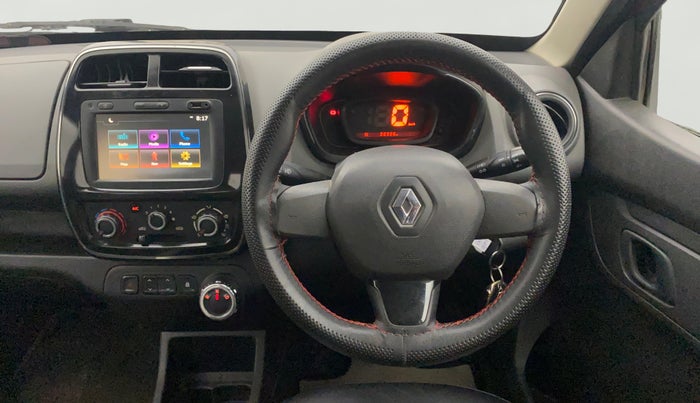 2017 Renault Kwid RXT 1.0 AMT, Petrol, Automatic, 38,949 km, Steering Wheel Close Up
