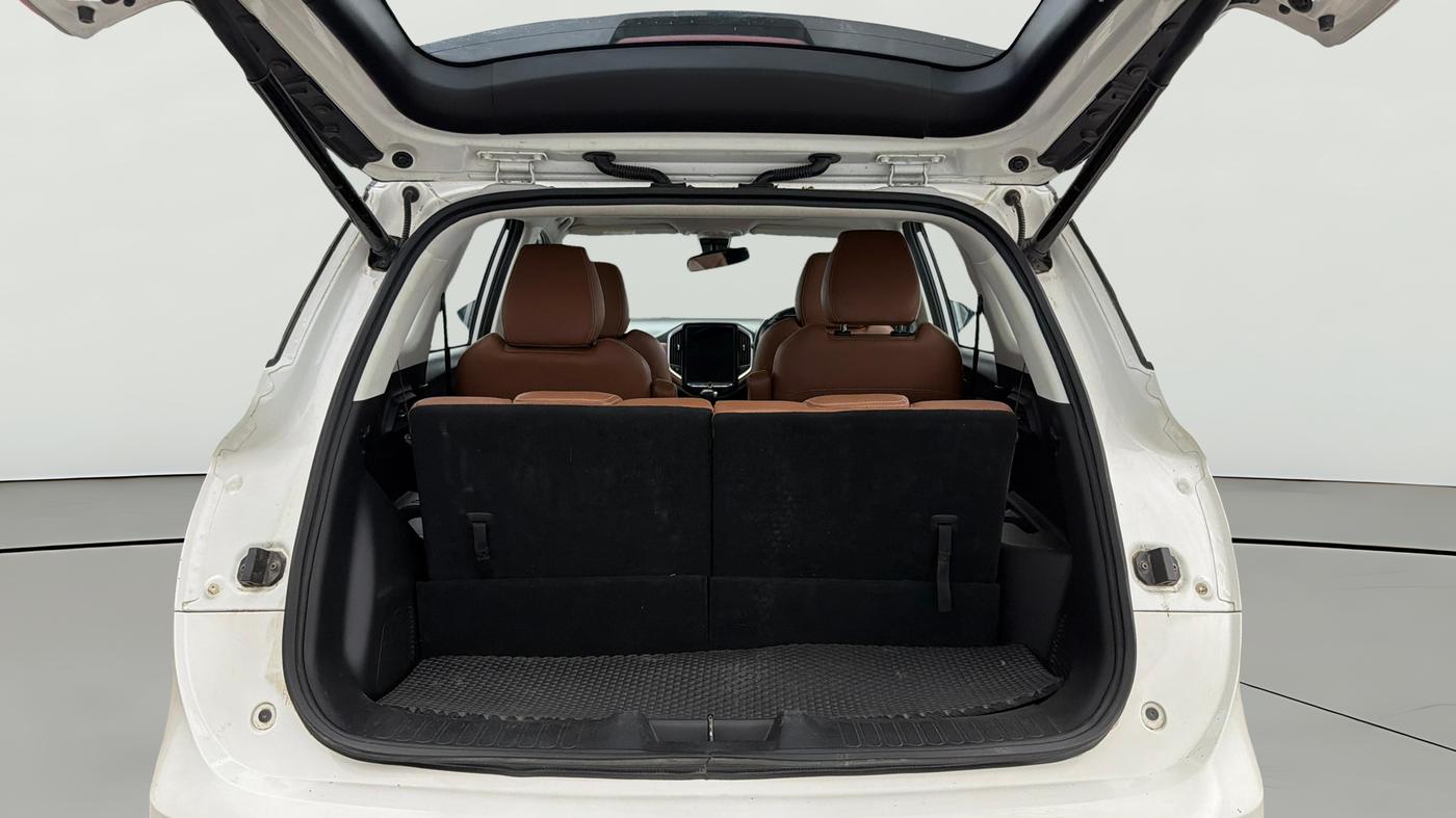 2022 MG HECTOR PLUS SHARP 1.5 PETROL TURBO CVT 6-STR, Petrol, Automatic, 59,668 km, Boot Open Zoomed View