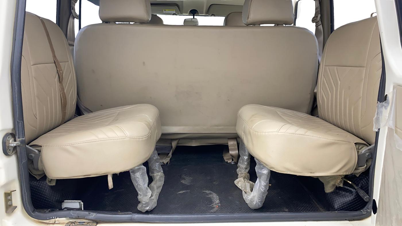 2022 Mahindra Bolero B6 (O), Diesel, Manual, 69,492 km, Third Seat Row ( optional )