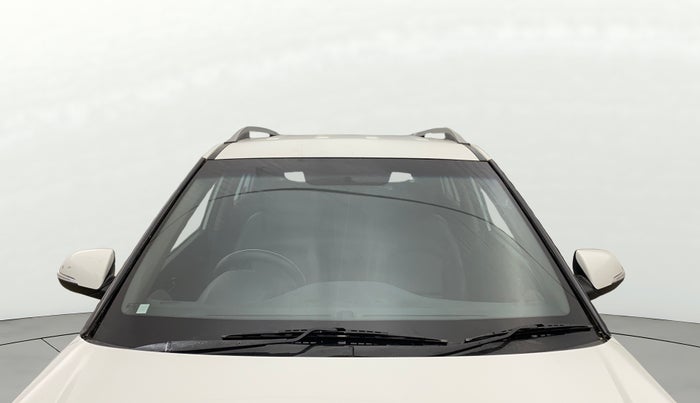 2015 Hyundai Creta  SX 1.6 Petrol , Petrol, Manual, 1,16,376 km, Front Windshield