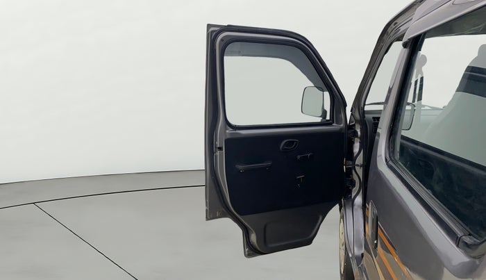 2022 Maruti Eeco 5 STR AC CNG (O), CNG, Manual, 42,135 km, LHS Front Door