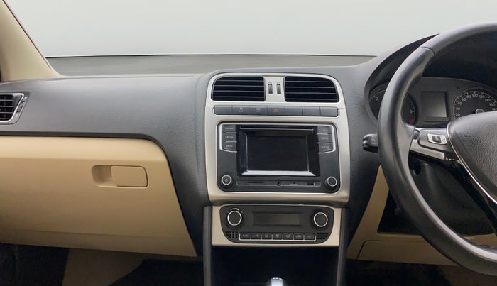 2016 Volkswagen Ameo HIGHLINE PLUS 1.5L AT 16 ALLOY, Diesel, Automatic, 1,32,884 km, Air Conditioner