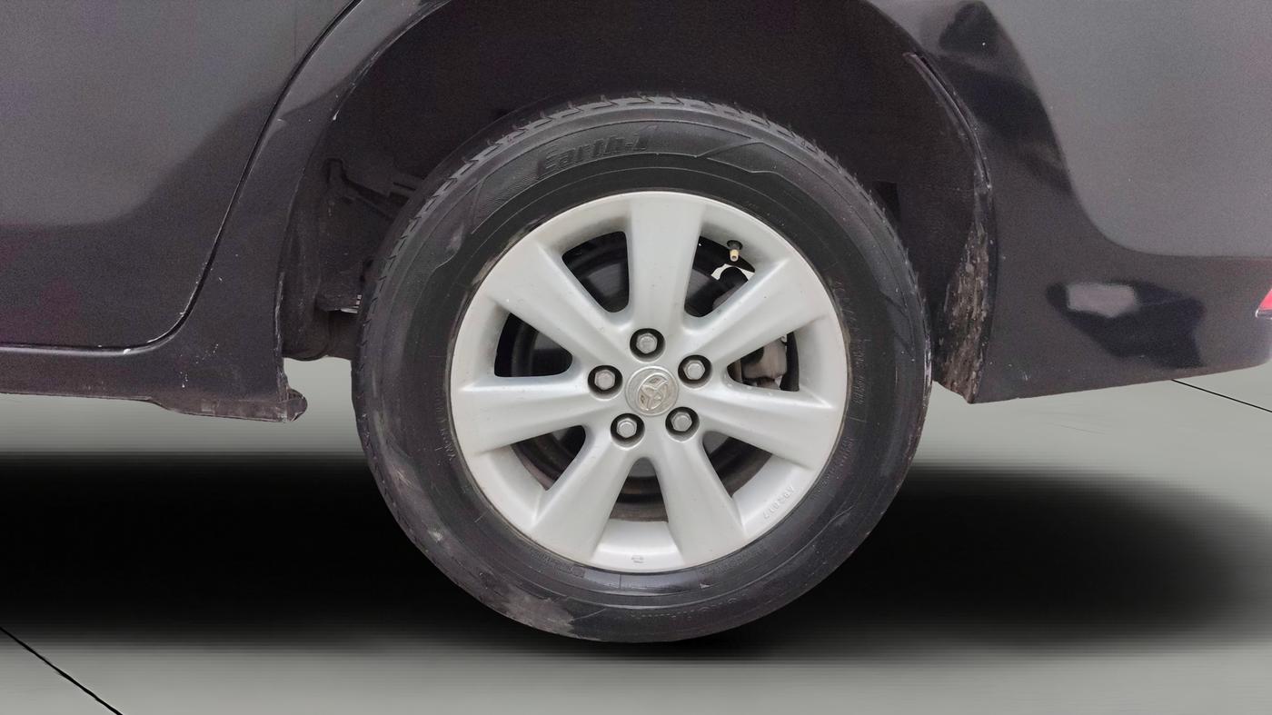 2015 Toyota Corolla Altis G PETROL, Petrol, Manual, 96,035 km, Left Rear Wheel