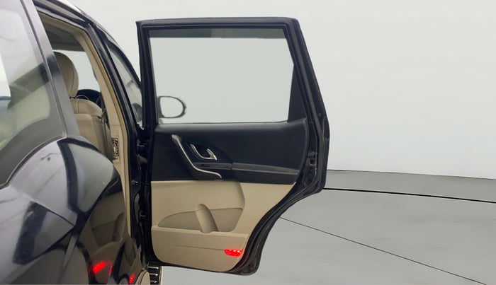 2015 Mahindra XUV500 W10, Diesel, Manual, 50,127 km, RHS Rear Door