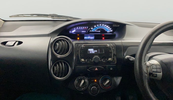2017 Toyota Etios CROSS 1.4 VD, Diesel, Manual, 1,18,919 km, Air Conditioner