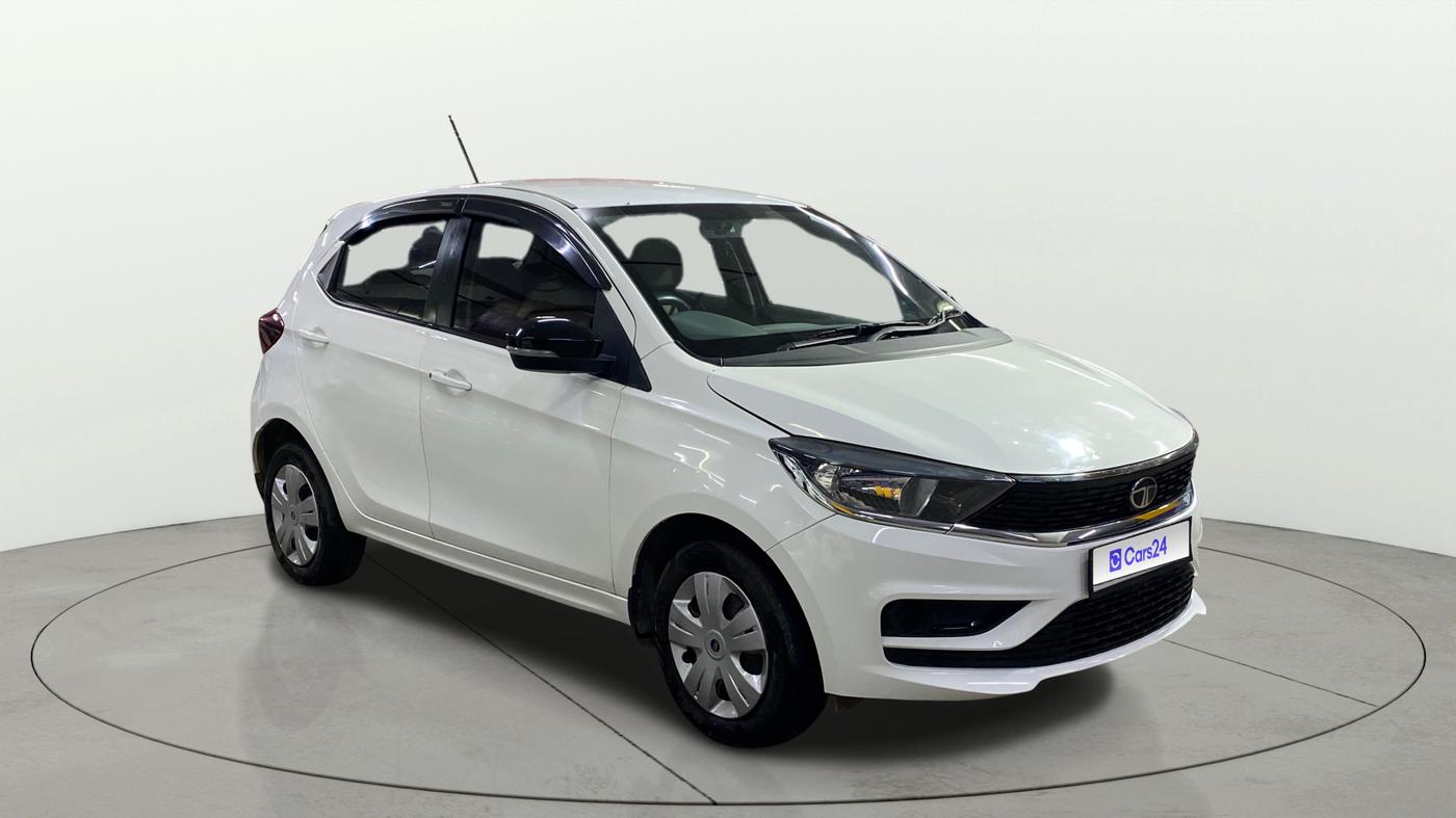 2025 Tata Tiago XZ PLUS CNG DUAL TONE, CNG, Manual, 16,412 km, SRP