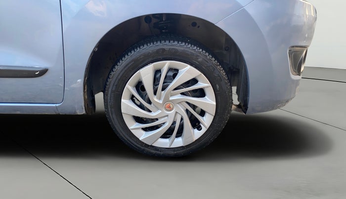 2013 Maruti Wagon R 1.0 VXI, CNG, Manual, 80,182 km, Right Front Wheel