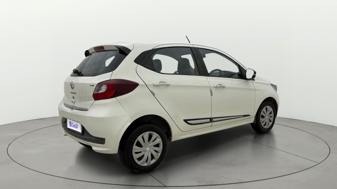 2022 Tata Tiago XZ PLUS CNG, CNG, Manual, 54,783 km, Right Back Diagonal