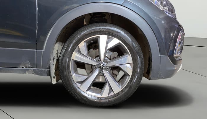 2023 Volkswagen TAIGUN TOPLINE 1.0 TSI MT, Petrol, Manual, 39,803 km, Right Front Wheel