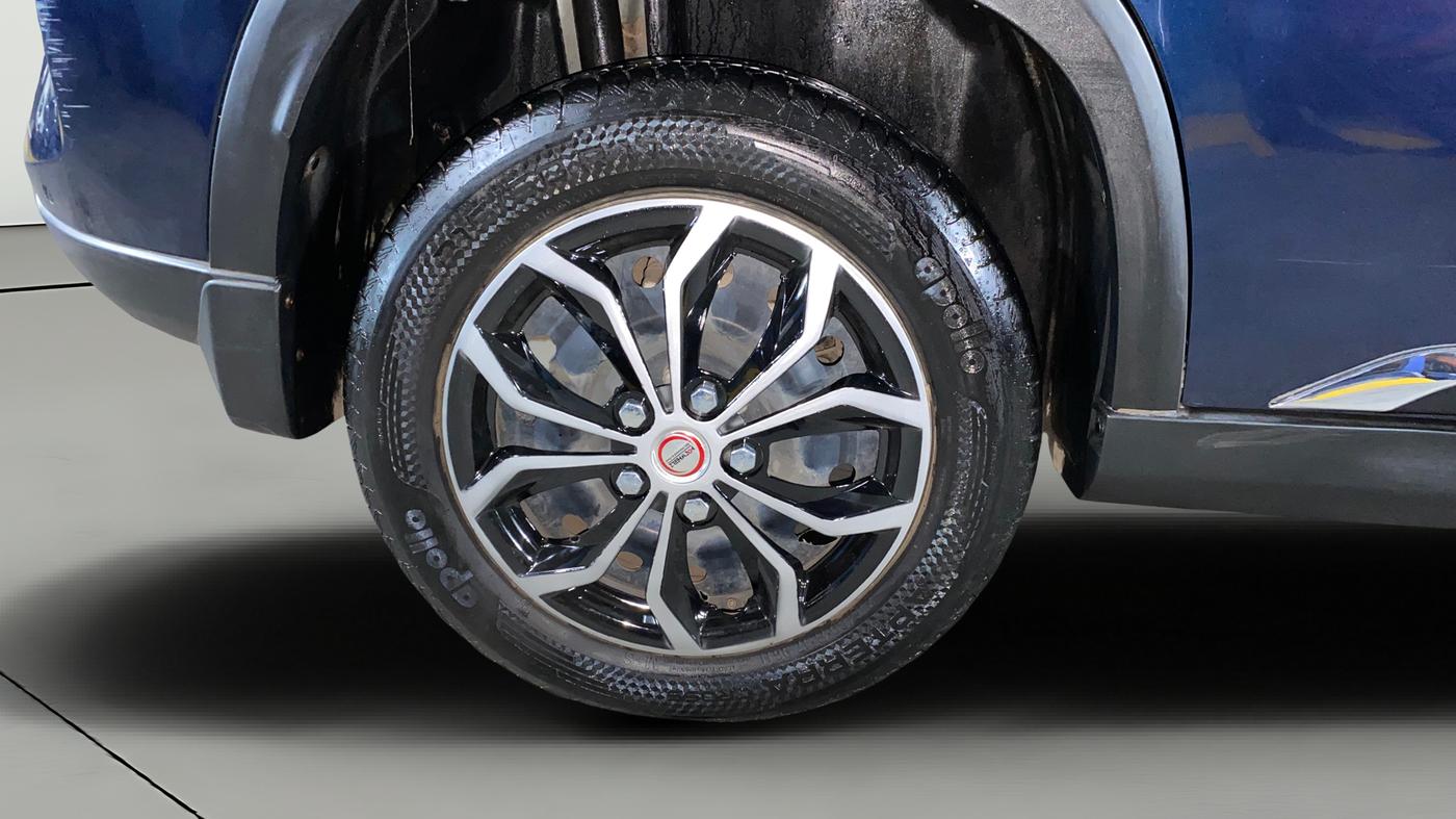 2024 Maruti Grand Vitara DELTA SMART HYBRID AT, Petrol, Automatic, 18,517 km, Right Rear Wheel
