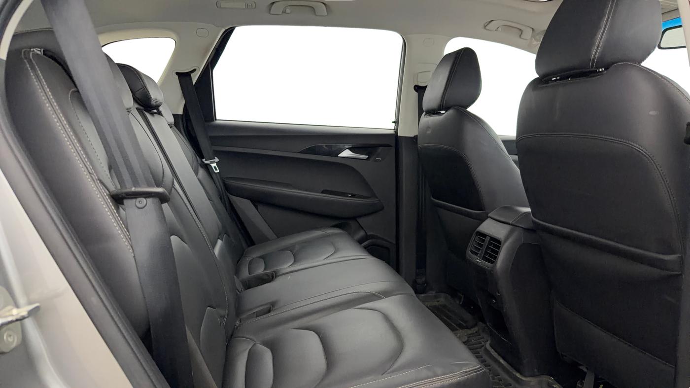 2020 MG HECTOR SHARP 1.5 DCT PETROL, Petrol, Automatic, 34,617 km, Right Side Rear Door Cabin