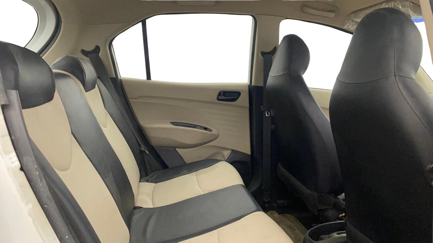 2021 Hyundai NEW SANTRO MAGNA, Petrol, Manual, 33,400 km, Right Side Rear Door Cabin