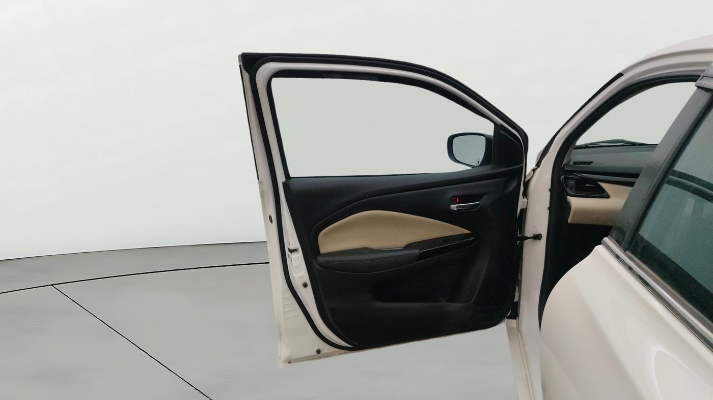 2025 Toyota Glanza G E-CNG, CNG, Manual, 10,323 km, LHS Front Door