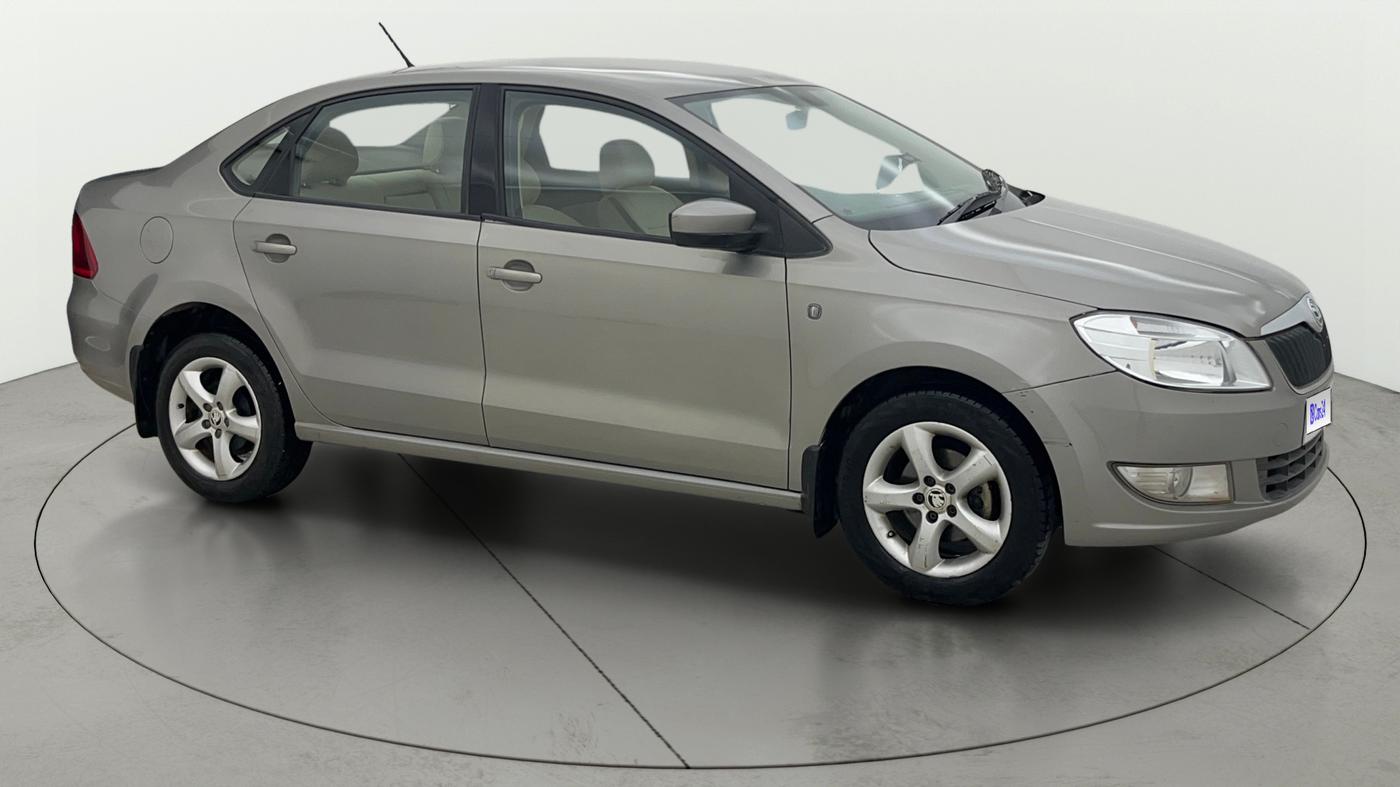 2013 Skoda Rapid ELEGANCE 1.6 MPI MT, Petrol, Manual, 69,053 km, SRP