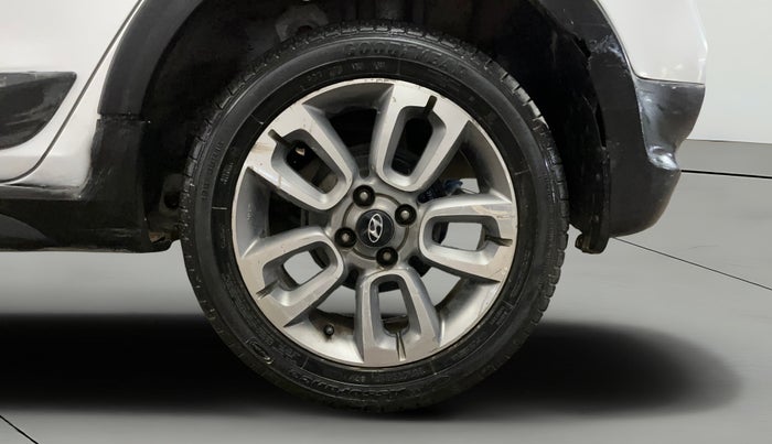 2015 Hyundai i20 Active 1.2 SX, Petrol, Manual, 65,480 km, Left Rear Wheel