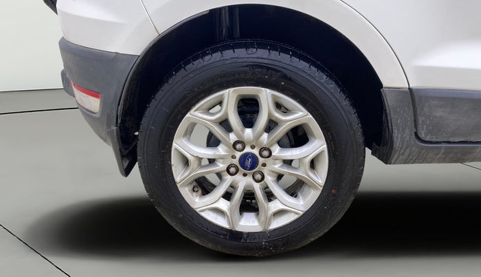 2016 Ford Ecosport TITANIUM 1.5L DIESEL, Diesel, Manual, 1,01,769 km, Right Rear Wheel