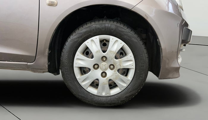 2015 Honda Brio S MT, Petrol, Manual, 26,860 km, Right Front Wheel