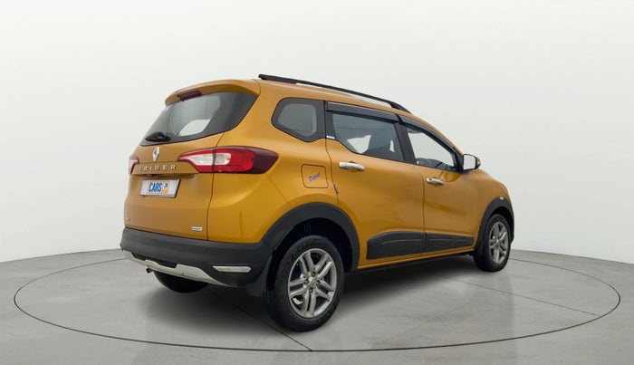 2020 Renault TRIBER RXZ, Petrol, Manual, 32,683 km, Right Back Diagonal