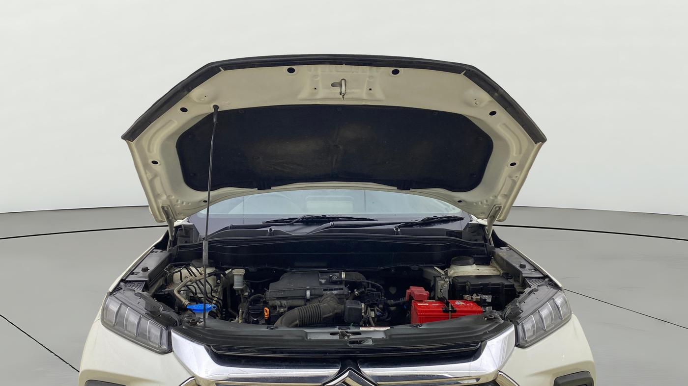 2023 Maruti Grand Vitara ALPHA SMART HYBRID AT, Petrol, Automatic, 1,24,028 km, Open Bonet