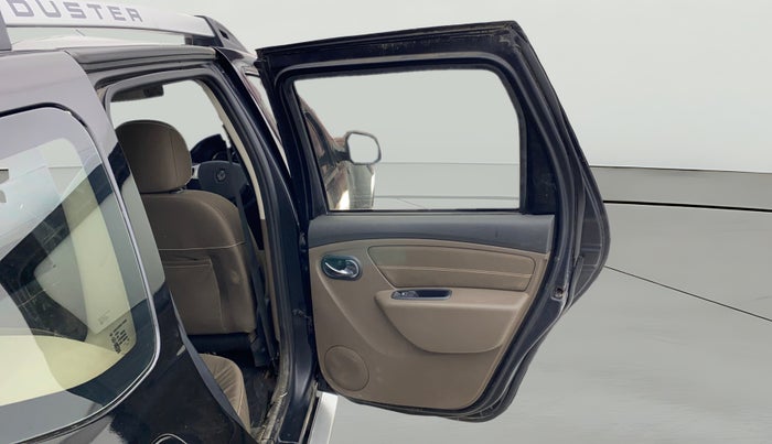 2016 Renault Duster 110 PS RXZ 4X2 AMT DIESEL, Diesel, Automatic, 86,321 km, RHS Rear Door