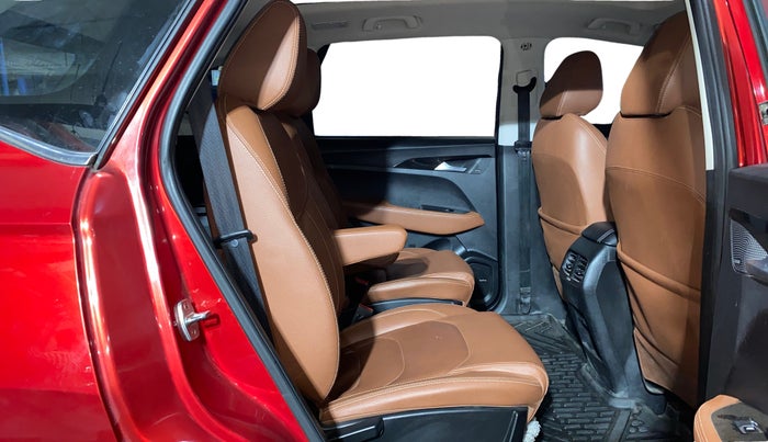 2020 MG HECTOR PLUS SHARP 1.5 PETROL TURBO HYBRID MT 6-STR, Petrol, Manual, 91,408 km, Right Side Rear Door Cabin