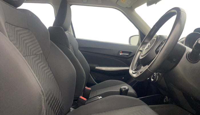 2019 Maruti Swift ZXI AMT, Petrol, Automatic, 1,20,939 km, Right Side Front Door Cabin