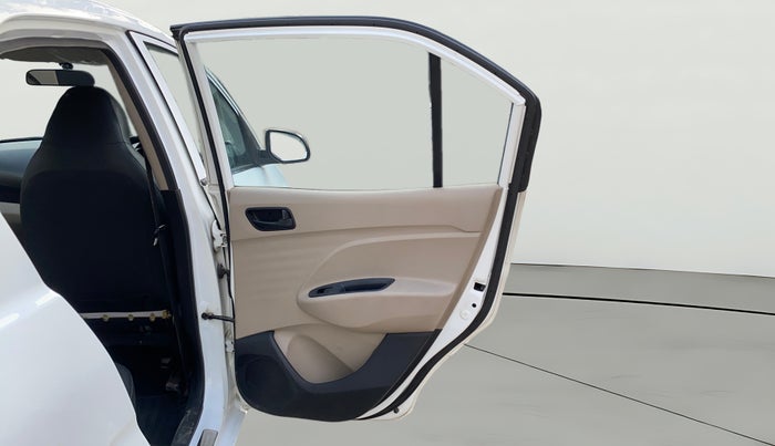2020 Hyundai NEW SANTRO MAGNA, Petrol, Manual, 1,04,974 km, RHS Rear Door