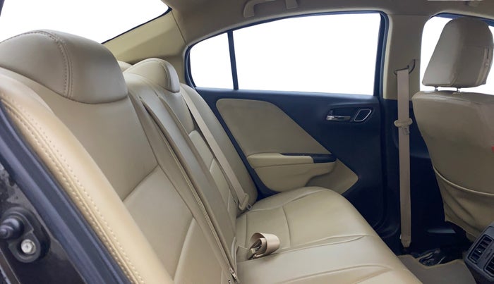 2019 Honda City 1.5L I-VTEC V MT, Petrol, Manual, 27,051 km, Right Side Rear Door Cabin