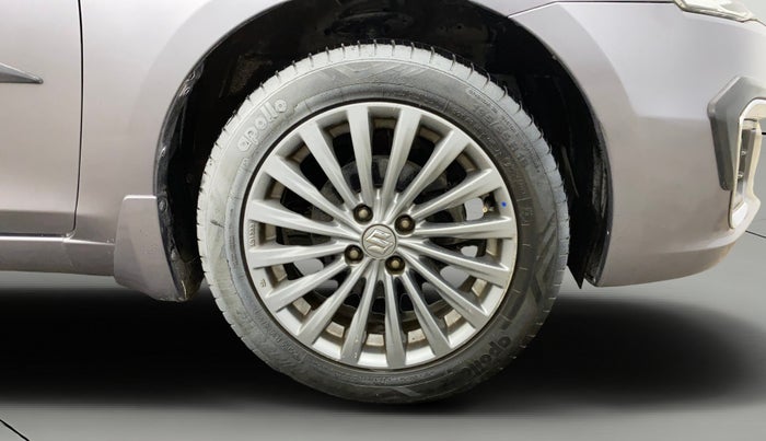 2016 Maruti Ciaz ZXI, Petrol, Manual, 52,314 km, Right Front Wheel