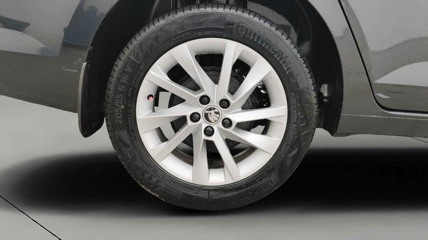 2022 Skoda SLAVIA AMBITION 1.0L TSI AT, Petrol, Automatic, 53,401 km, Right Rear Wheel