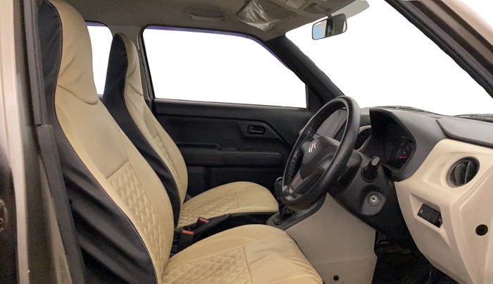 2019 Maruti New Wagon-R LXI 1.0, Petrol, Manual, 38,286 km, Right Side Front Door Cabin