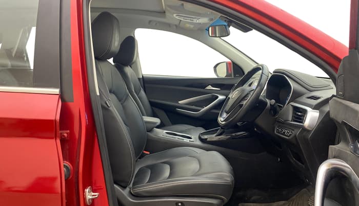 2020 MG HECTOR SHARP 1.5 DCT PETROL, Petrol, Automatic, 50,914 km, Right Side Front Door Cabin