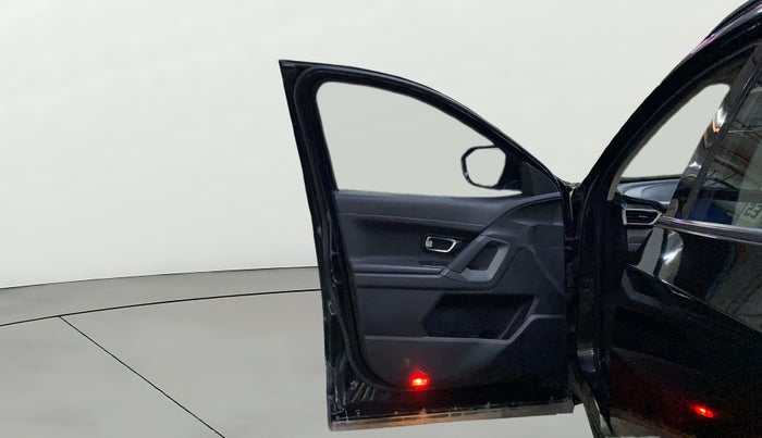 2019 Tata Harrier XZ 2.0L DARK EDITION, Diesel, Manual, 50,868 km, LHS Front Door