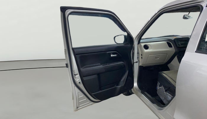 2023 Maruti New Wagon-R VXI 1.0, Petrol, Manual, 13,910 km, LHS Front Door