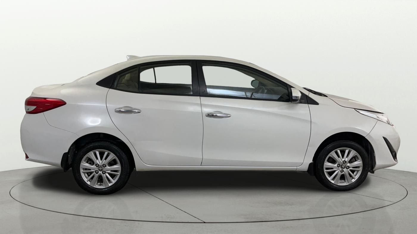 2018 Toyota YARIS VX CVT, Petrol, Automatic, 51,208 km, Right Side View