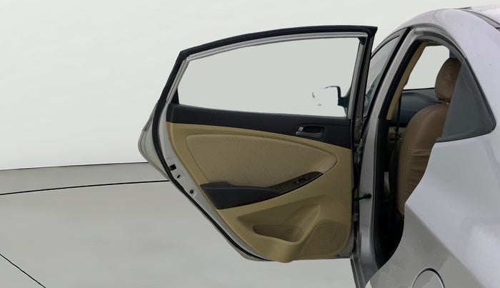 2016 Hyundai Verna 1.6 VTVT SX, Petrol, Manual, 94,141 km, LHS Rear Door