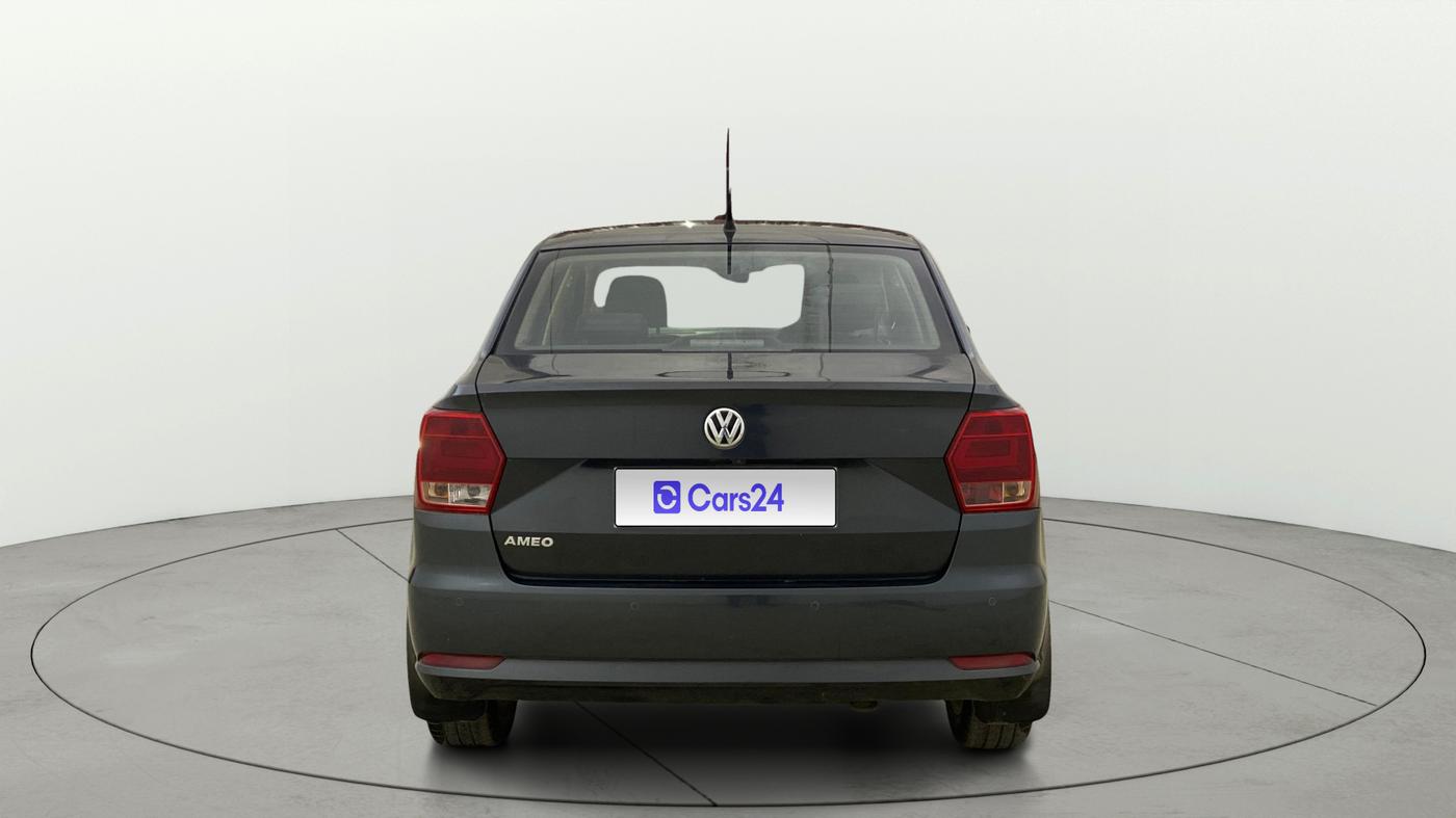 2016 Volkswagen Ameo HIGHLINE1.2L, Petrol, Manual, 31,500 km, Back/Rear