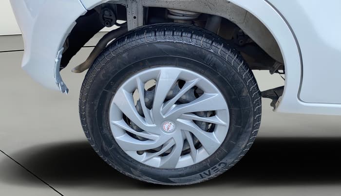 2017 Maruti Alto 800 LXI, Petrol, Manual, 40,200 km, Right Rear Wheel