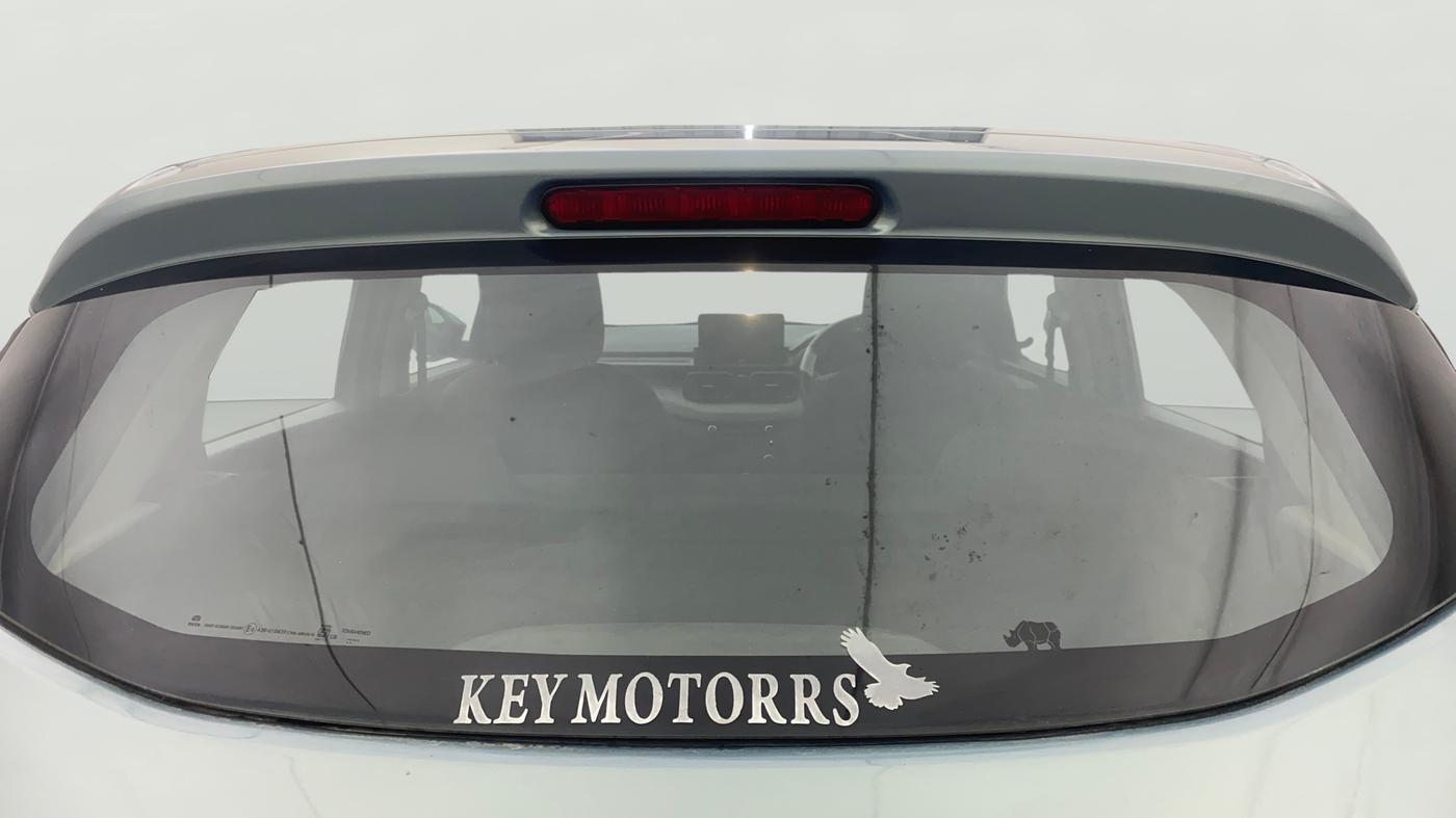 2021 Tata PUNCH ADVENTURE AMT, Petrol, Automatic, 73,695 km, Rear Windshield