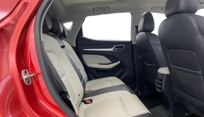 2022 MG ASTOR SHARP 1.5 CVT, Petrol, Automatic, 47,825 km, Right Side Rear Door Cabin