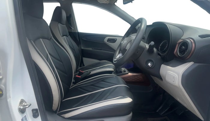 2022 Hyundai AURA S 1.2, Petrol, Manual, 58,838 km, Right Side Front Door Cabin